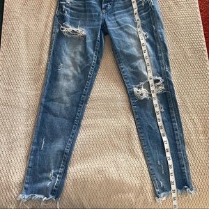 Moussy Vintage Woman’s Ripped Jeans size 26